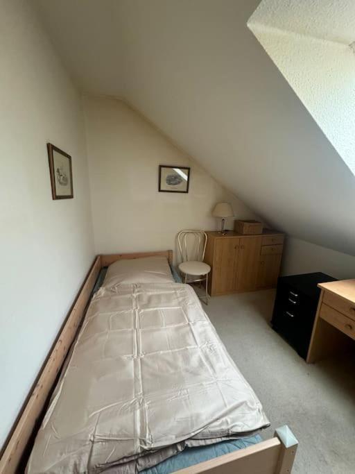 Gepflegte 3 Zimmer Wohnung! Hanôver Exterior foto